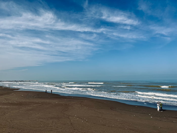 دریا و ساحل دریاکنار